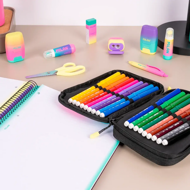 Cuaderno A4 con espiral y tapa dura, papel a líneas, 120 hojas de 95 gr/m², colección Sunset