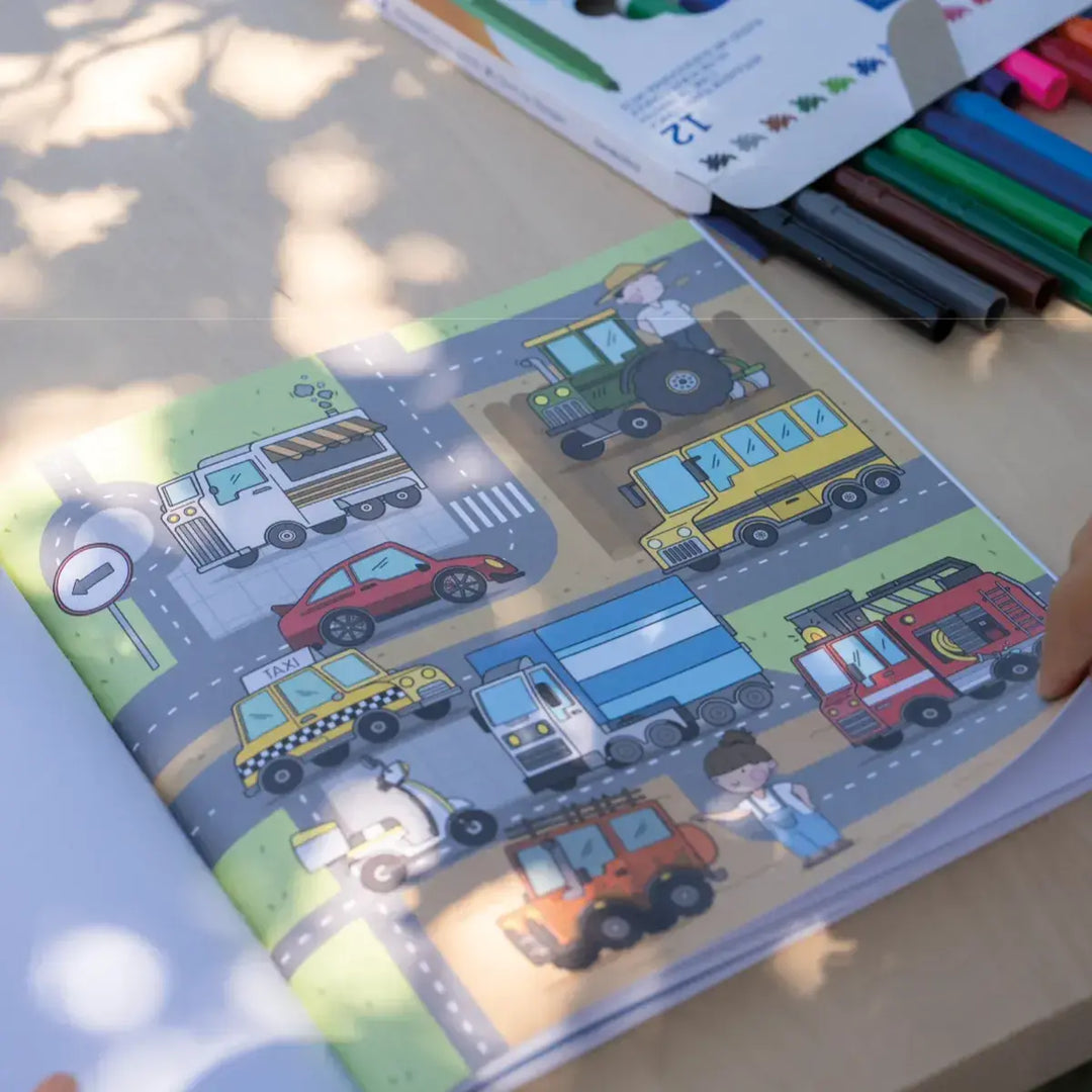 Cuaderno para colorear 'Lets go Trip'