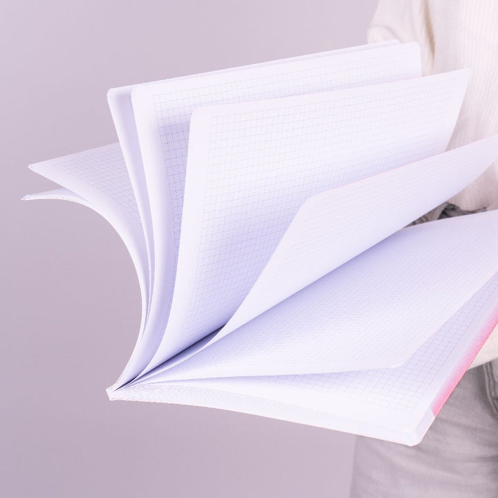 Libreta A4 encolada, papel cuadriculado, 48 hojas de 95 gr/m², colección MILAN nata® 624 since 1918, rosa