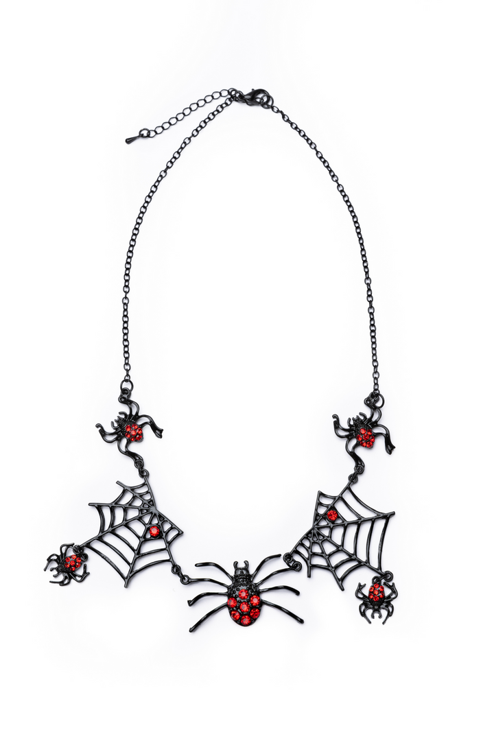 Collar telaraña enredada