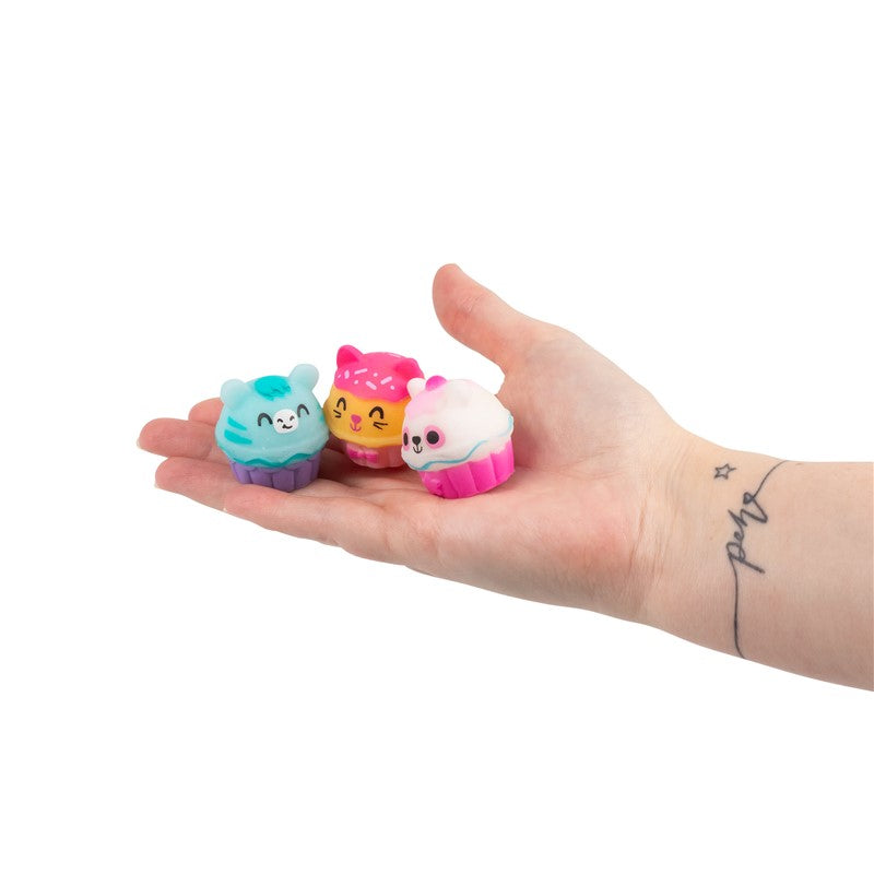 Scrunchems Squishy buddies cupcake keyring