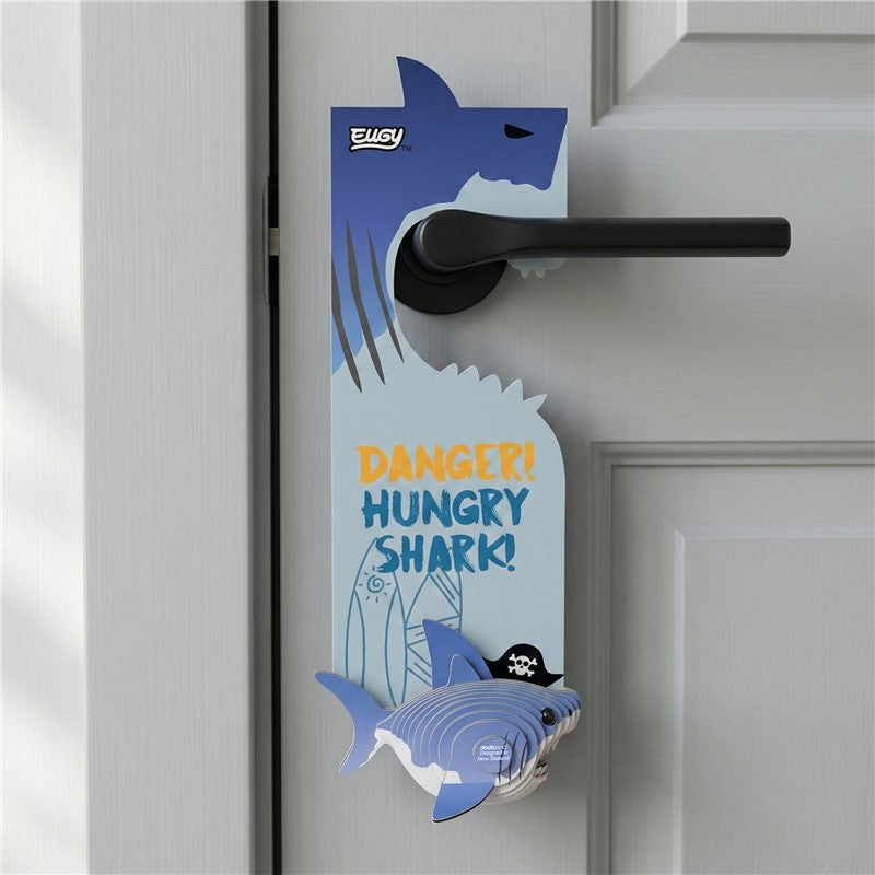 D019 Colgador de puerta Shark