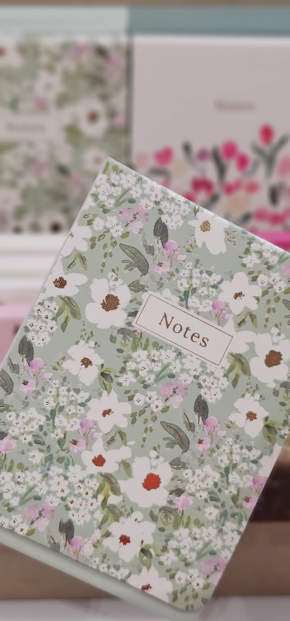 Bloc de notas magnético Dyment - Flores fondo verde