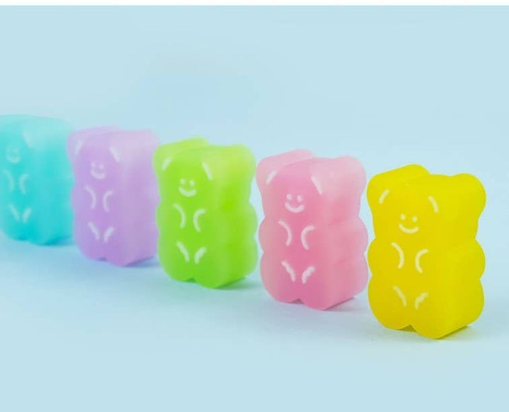 Adorable caja de borrar aleatoria con forma de osito de gominola