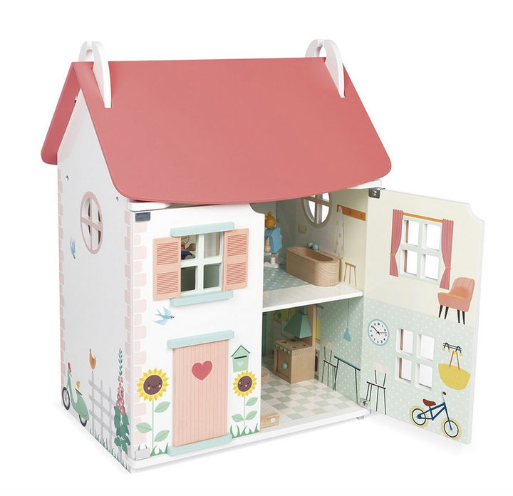 Casa de muñecas de madera