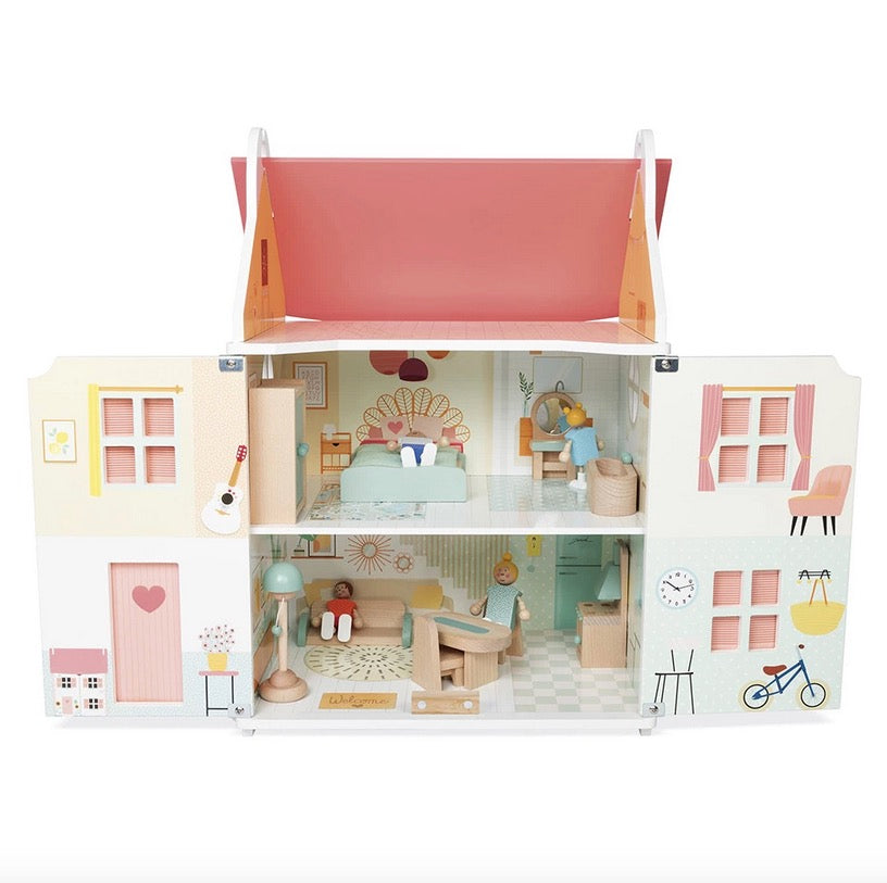 Casa de muñecas de madera