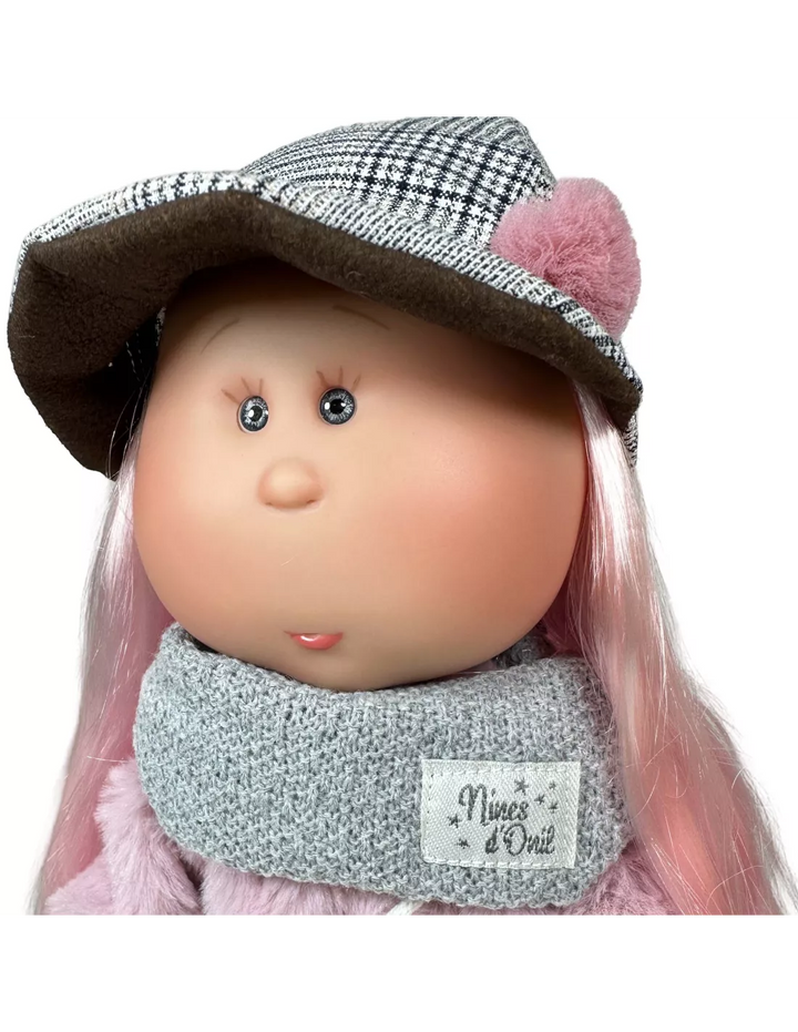 Muñeca Mia Fluffy
