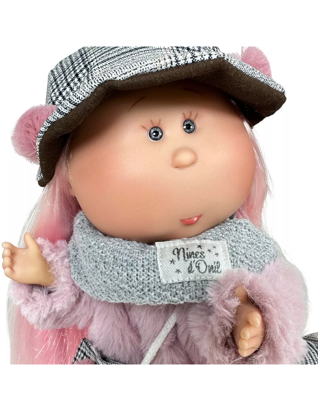 Muñeca Mia Fluffy