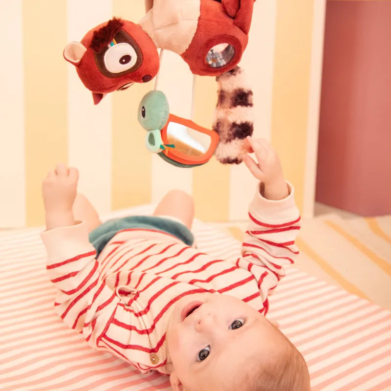 Elvis se cuelga - peluche Lemur colgante