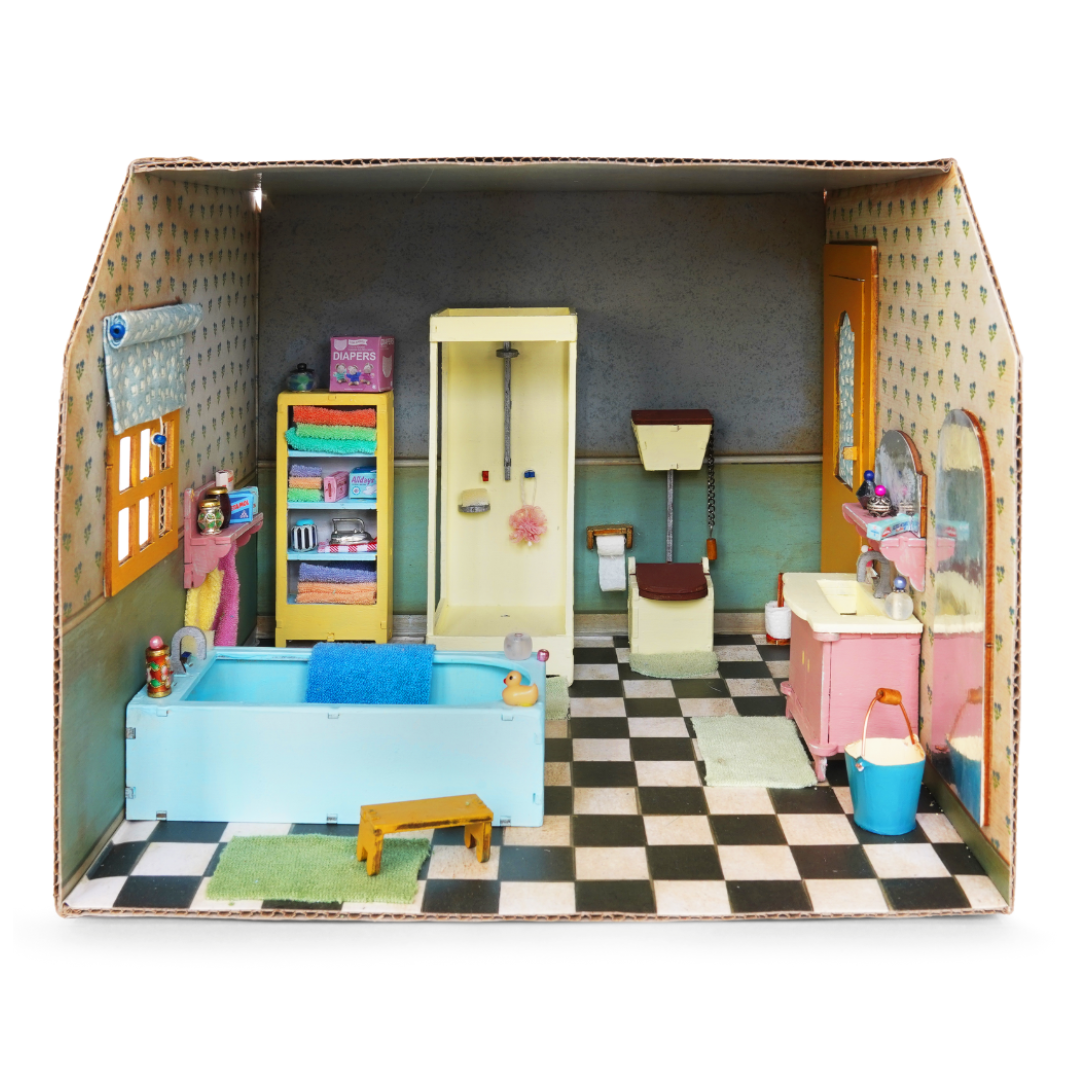 Baño con muebles - La casa de los ratones